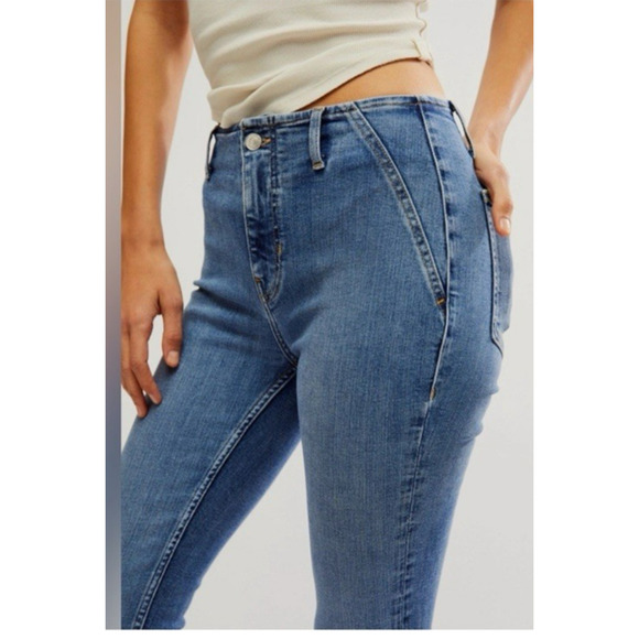 Free People We The Free Jeans Level Up Slit Bootcut Light Blue Wash 29 (28x30) - Picture 3 of 13